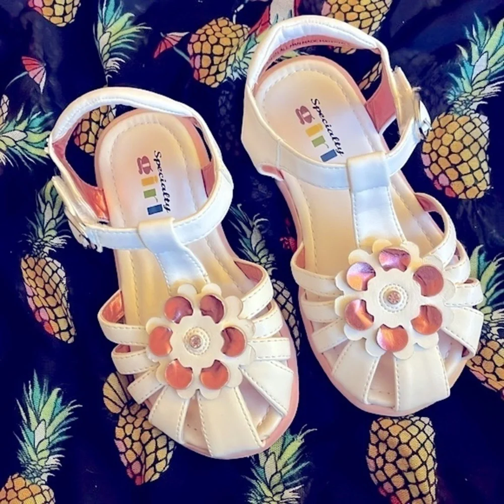 Specialty girl brand new
